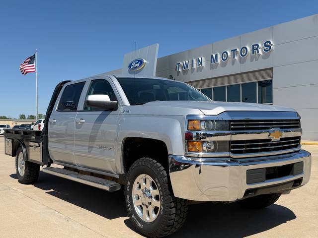 2016 Chevrolet Silverado 2500HD LT 4WD photo