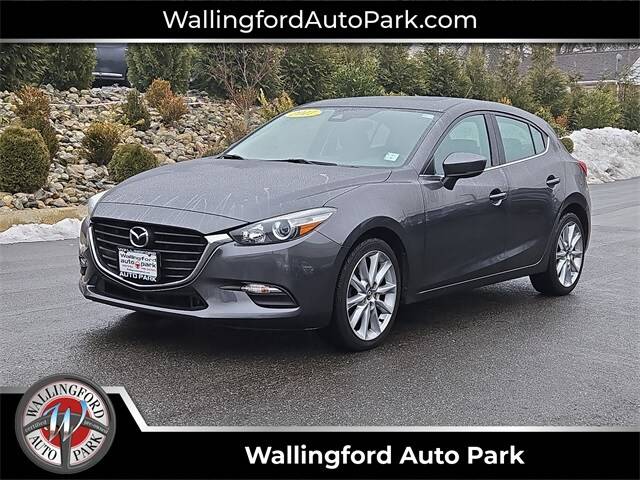 2017 Mazda 3 Touring 2.5 FWD photo