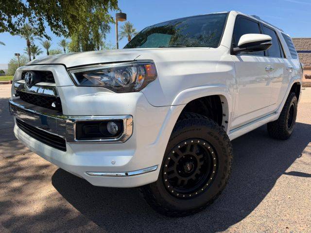 2016 Toyota 4Runner Limited 4WD photo
