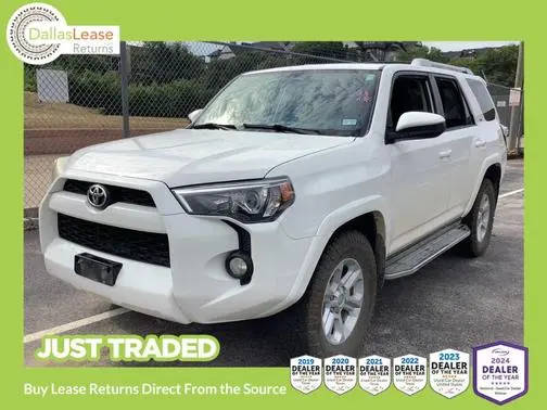2016 Toyota 4Runner SR5 RWD photo