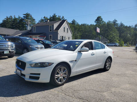 2017 Jaguar XE 20d Premium AWD photo