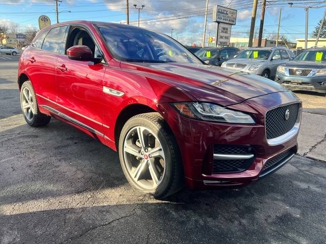 2017 Jaguar F-Pace 35t R-Sport AWD photo