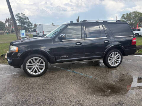 2017 Ford Expedition Platinum RWD photo