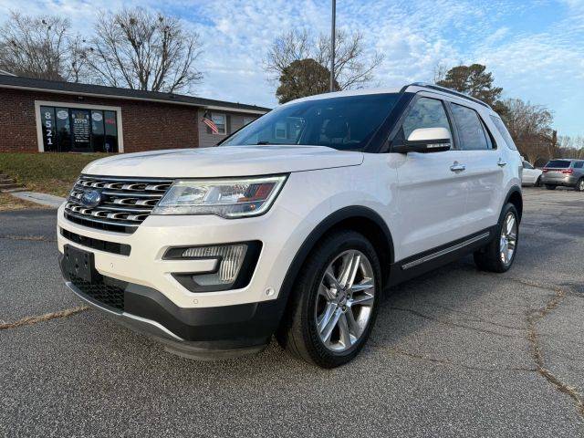 2017 Ford Explorer Limited 4WD photo