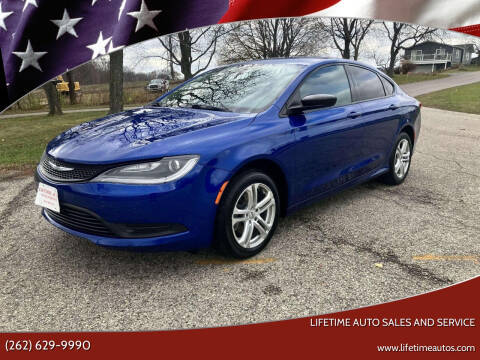 2017 Chrysler 200 Touring FWD photo