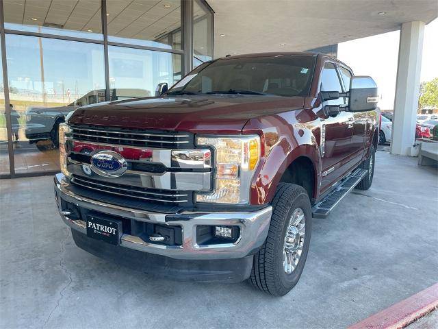 2017 Ford F-250 Super Duty Lariat 4WD photo