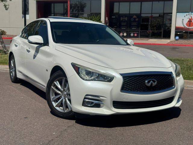 2017 Infiniti Q50 3.0t Premium AWD photo