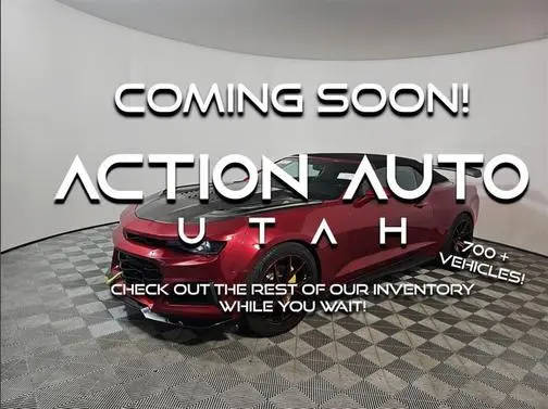 2017 Chevrolet Camaro 1LT RWD photo