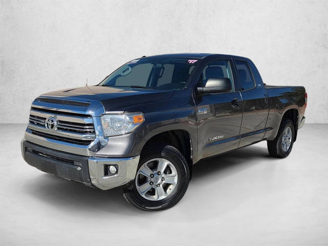 2017 Toyota Tundra SR5 4WD photo