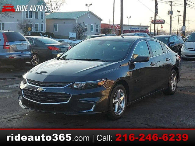 2017 Chevrolet Malibu LS FWD photo