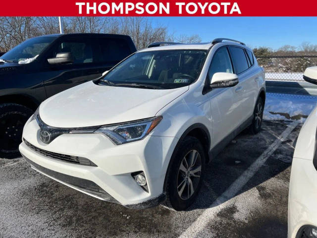 2017 Toyota RAV4 XLE AWD photo