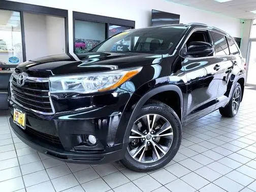 2016 Toyota Highlander XLE AWD photo