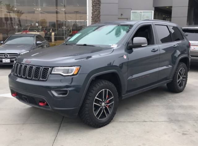 2017 Jeep Grand Cherokee Trailhawk 4WD photo