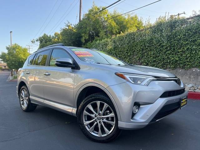 2017 Toyota RAV4 Platinum AWD photo