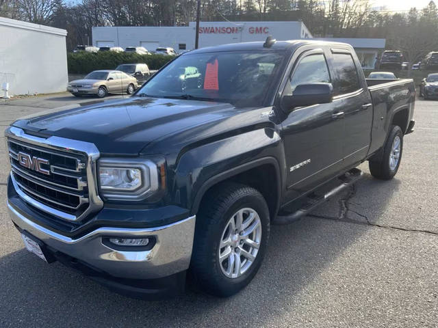 2017 GMC Sierra 1500 SLE 4WD photo