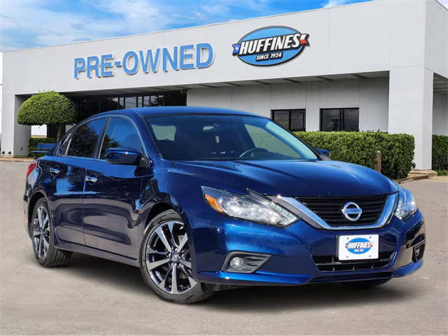 2017 Nissan Altima 2.5 SR FWD photo
