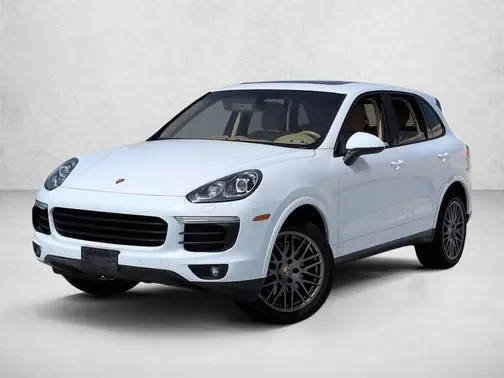 2017 Porsche Cayenne Platinum Edition AWD photo