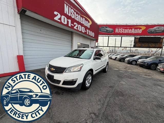 2015 Chevrolet Traverse LS AWD photo