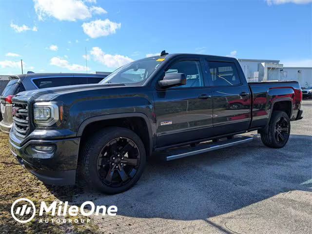 2017 GMC Sierra 1500 SLT 4WD photo