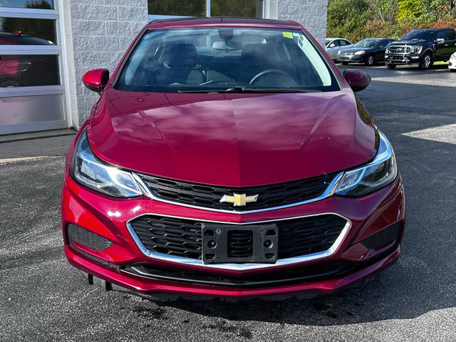 2017 Chevrolet Cruze LT FWD photo