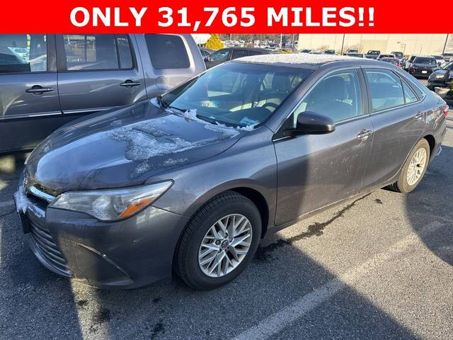 2017 Toyota Camry LE FWD photo