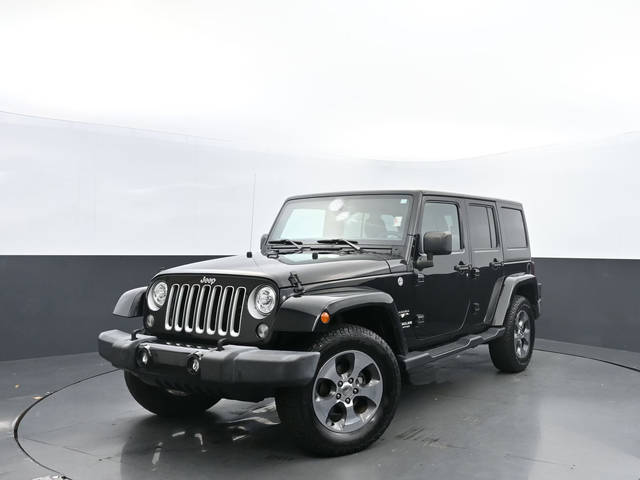 2017 Jeep Wrangler Unlimited Sahara 4WD photo