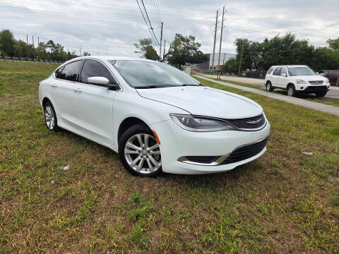 2017 Chrysler 200 Limited Platinum FWD photo