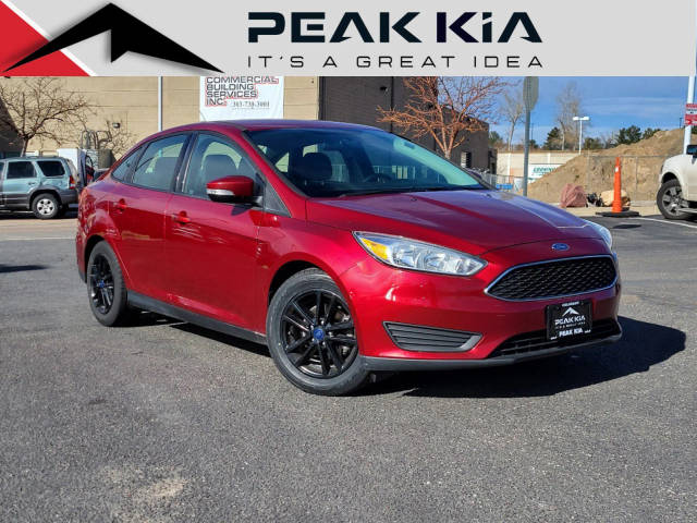 2016 Ford Focus SE FWD photo