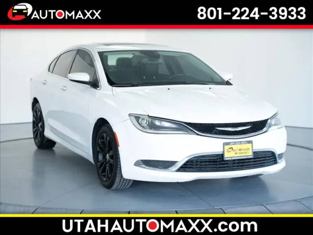 2017 Chrysler 200 Limited Platinum FWD photo