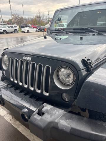 2017 Jeep Wrangler Unlimited Sahara 4WD photo