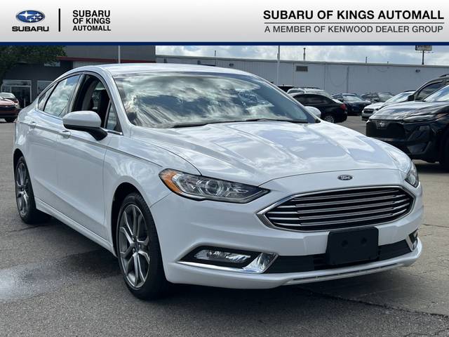 2017 Ford Fusion SE FWD photo