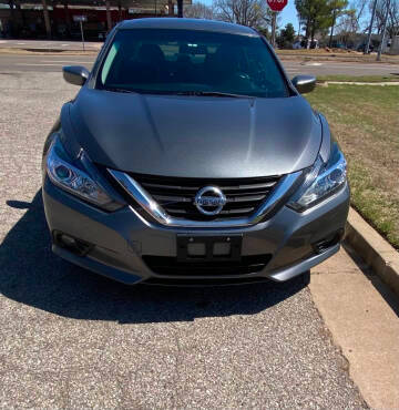 2017 Nissan Altima 2.5 SR FWD photo