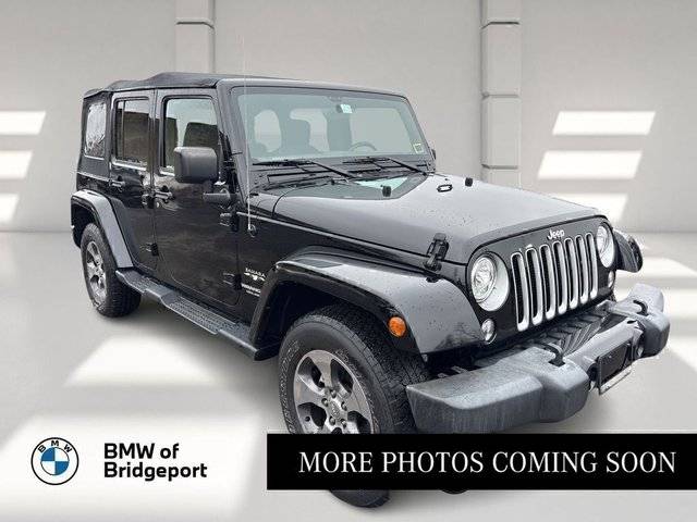 2017 Jeep Wrangler Unlimited Sahara 4WD photo