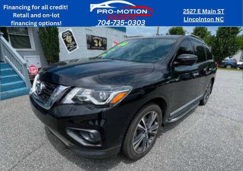 2017 Nissan Pathfinder Platinum FWD photo