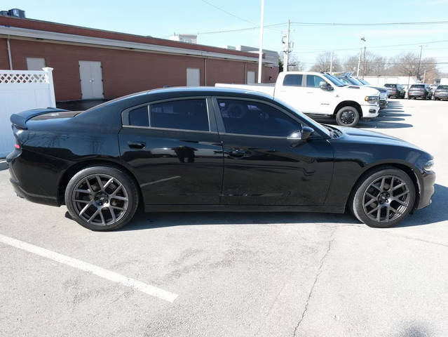 2015 Dodge Charger SE RWD photo