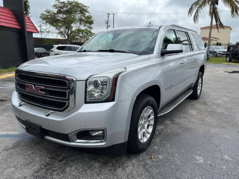 2016 GMC Yukon XL SLT 4WD photo