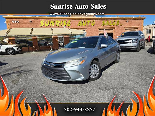 2017 Toyota Camry LE FWD photo