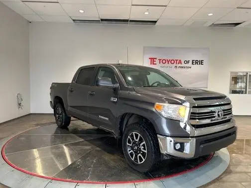 2017 Toyota Tundra SR5 4WD photo