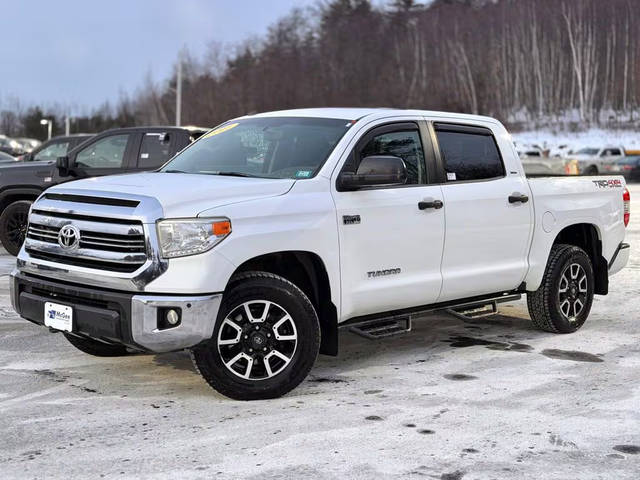 2017 Toyota Tundra SR5 4WD photo