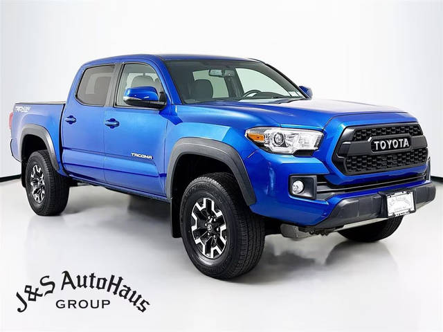 2017 Toyota Tacoma TRD Off Road 4WD photo