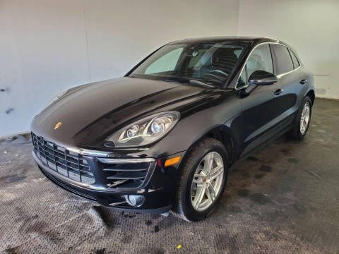 2017 Porsche Macan S AWD photo