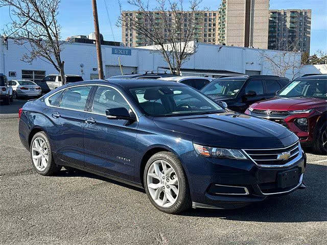 2017 Chevrolet Impala LT FWD photo