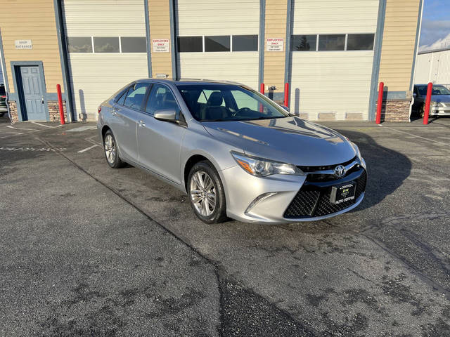 2017 Toyota Camry SE FWD photo