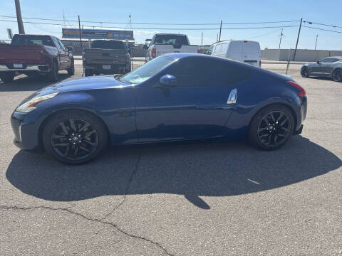 2017 Nissan 370Z  RWD photo
