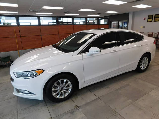 2017 Ford Fusion SE AWD photo