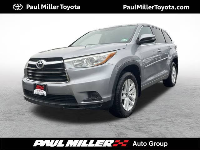 2016 Toyota Highlander LE AWD photo