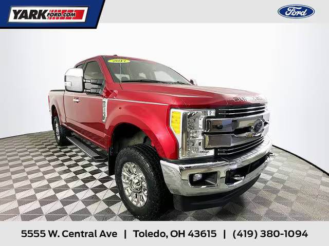 2017 Ford F-250 Super Duty Lariat 4WD photo