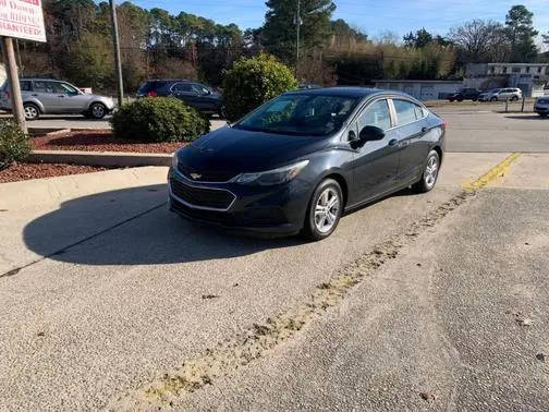 2017 Chevrolet Cruze LT FWD photo