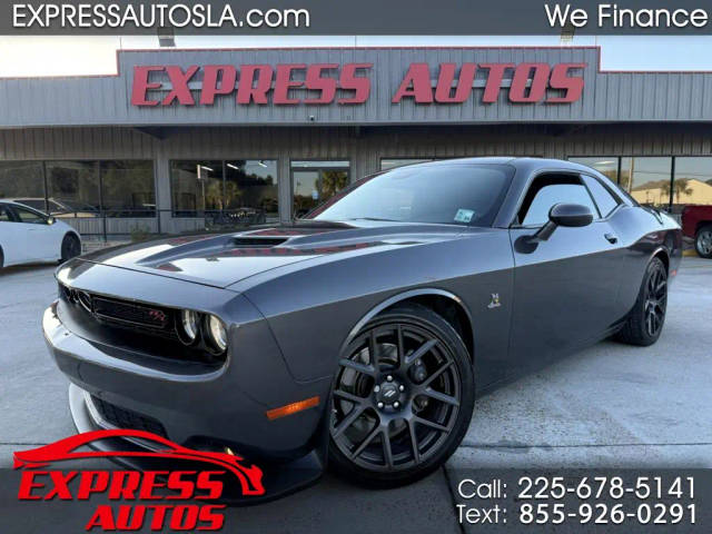 2017 Dodge Challenger R/T Scat Pack RWD photo