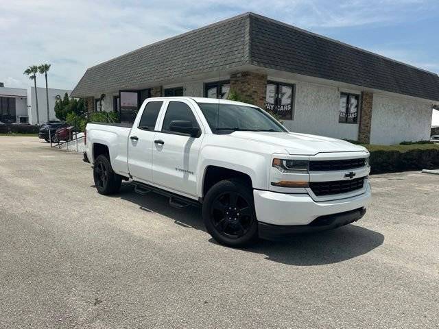 2017 Chevrolet Silverado 1500 Custom RWD photo
